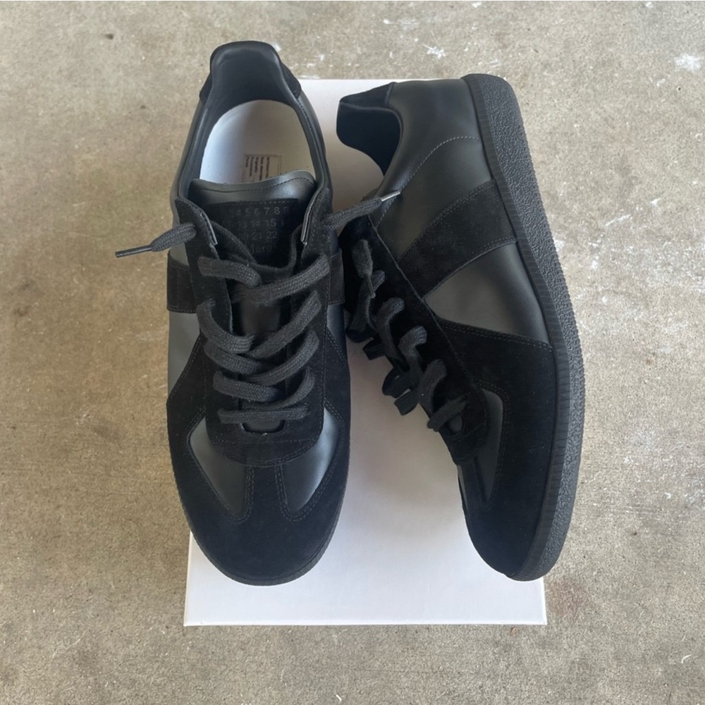 Maison Martin Margiela Black Gats